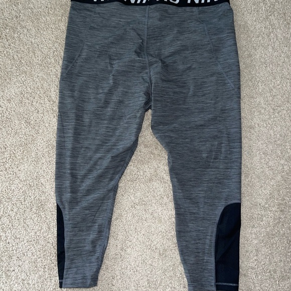 Nike pro workout leggings- plus size 2x - Picture 10 of 10